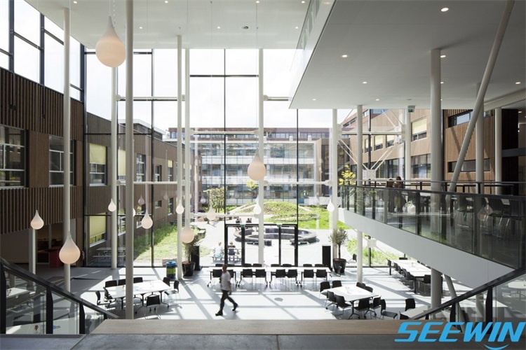 學校家具