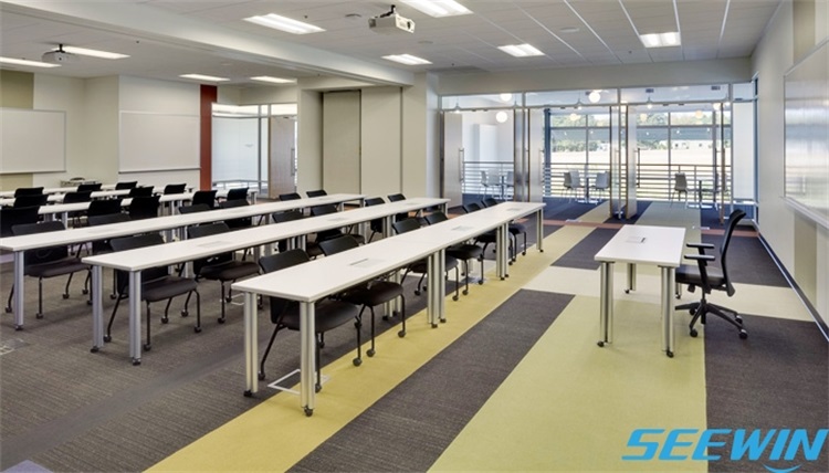 學校家具