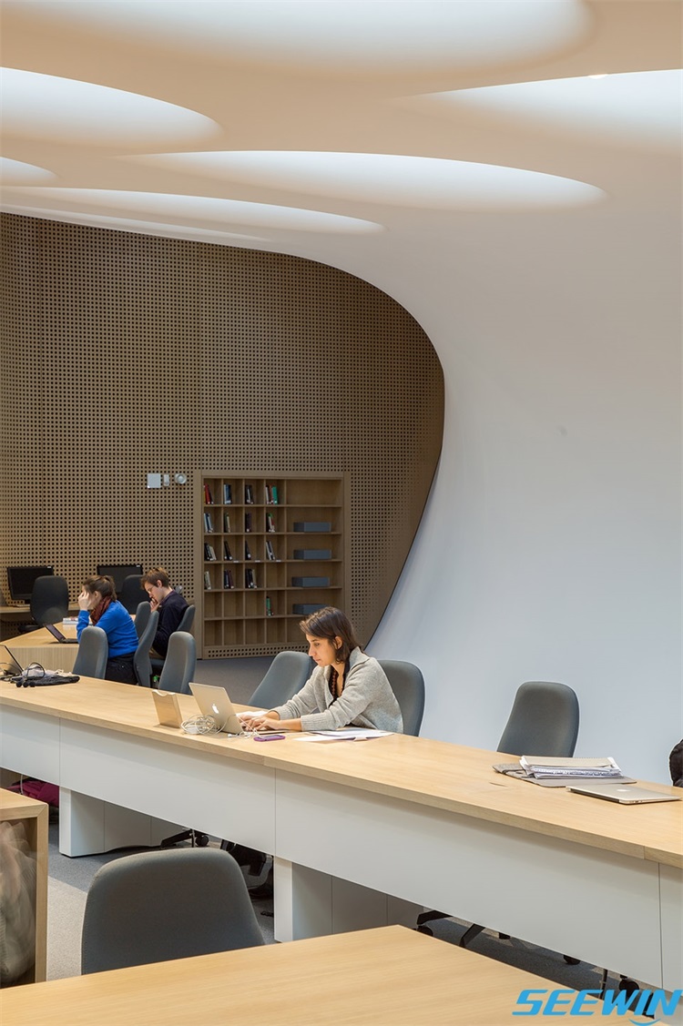學校家具