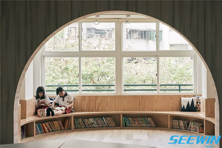 學校家具