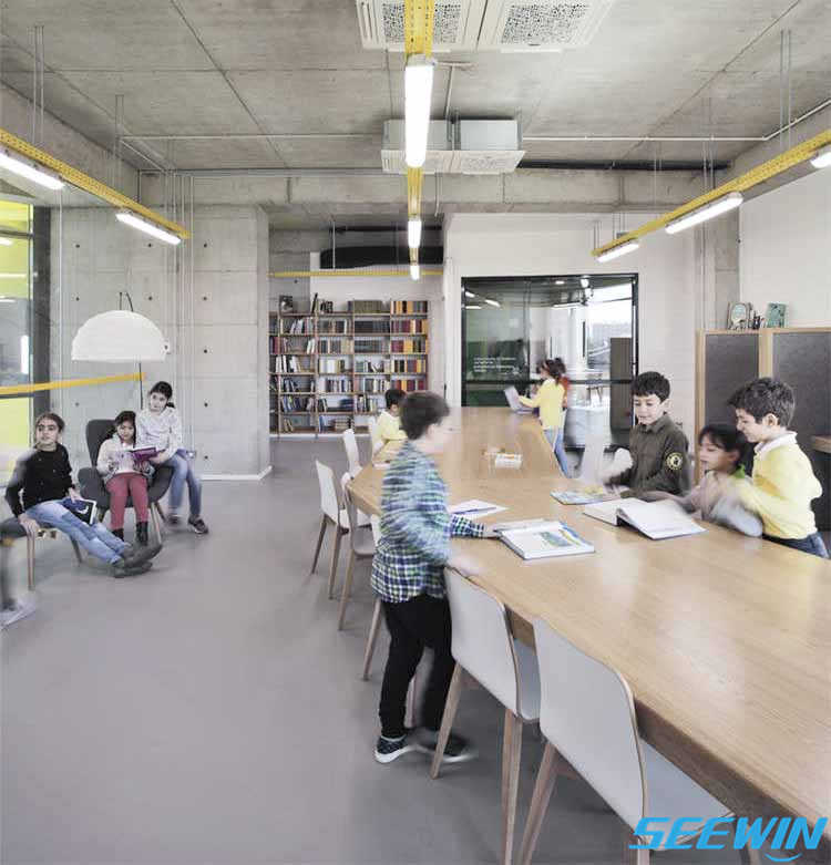 學校家具