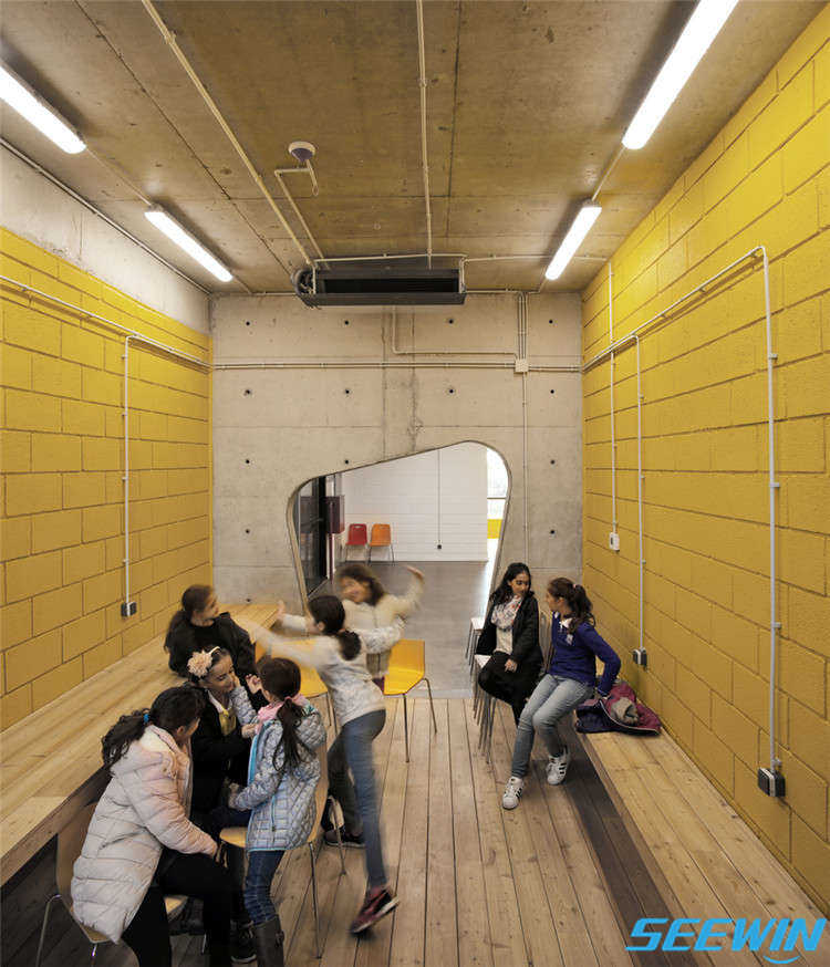 小學學校家具