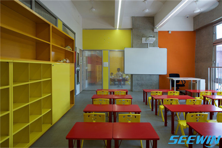 學校家具